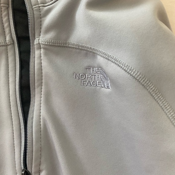 North Face Warm Half Zip - Picture 2 of 5
